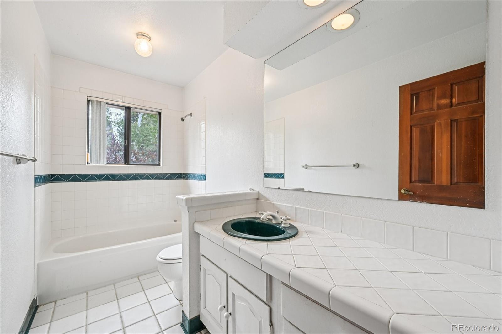 MLS Image #15 for 10653 e powers drive,englewood, Colorado