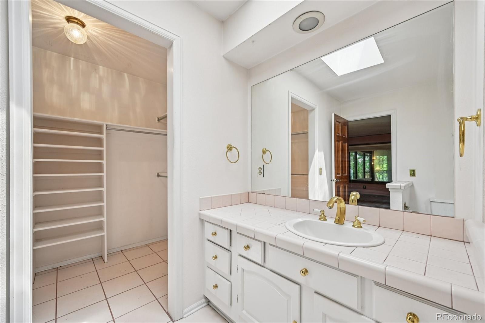 MLS Image #20 for 10653 e powers drive,englewood, Colorado