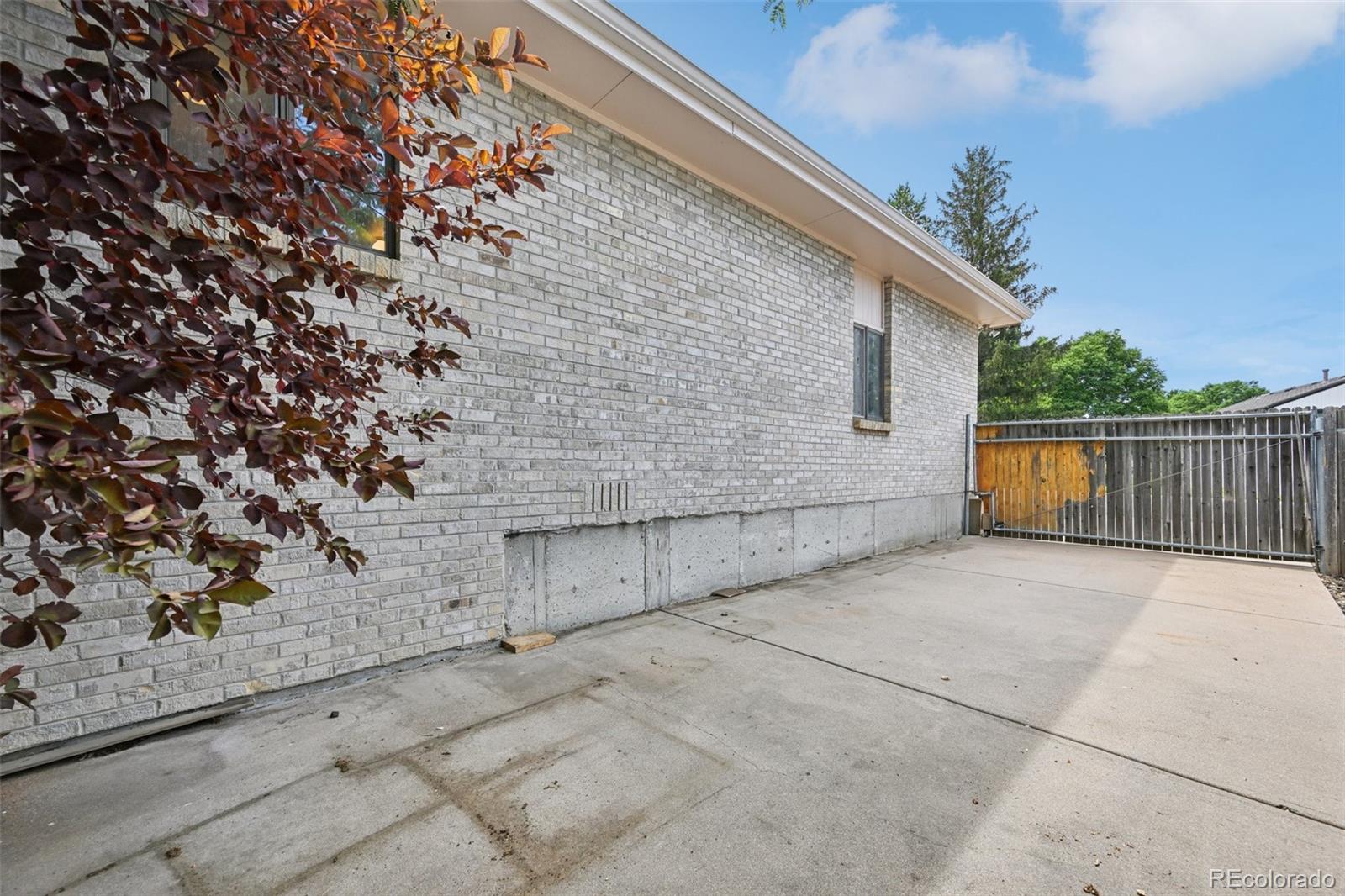 MLS Image #34 for 10653 e powers drive,englewood, Colorado