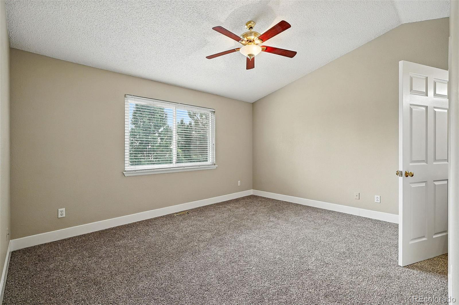 MLS Image #15 for 19841 e stanford avenue,centennial, Colorado