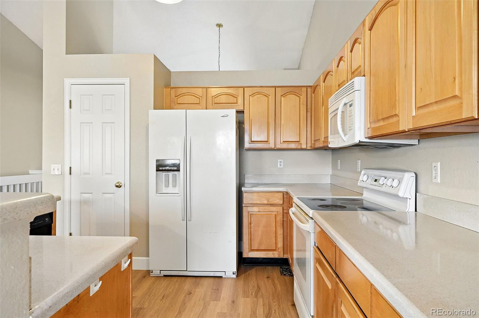 MLS Image #5 for 19841 e stanford avenue,centennial, Colorado
