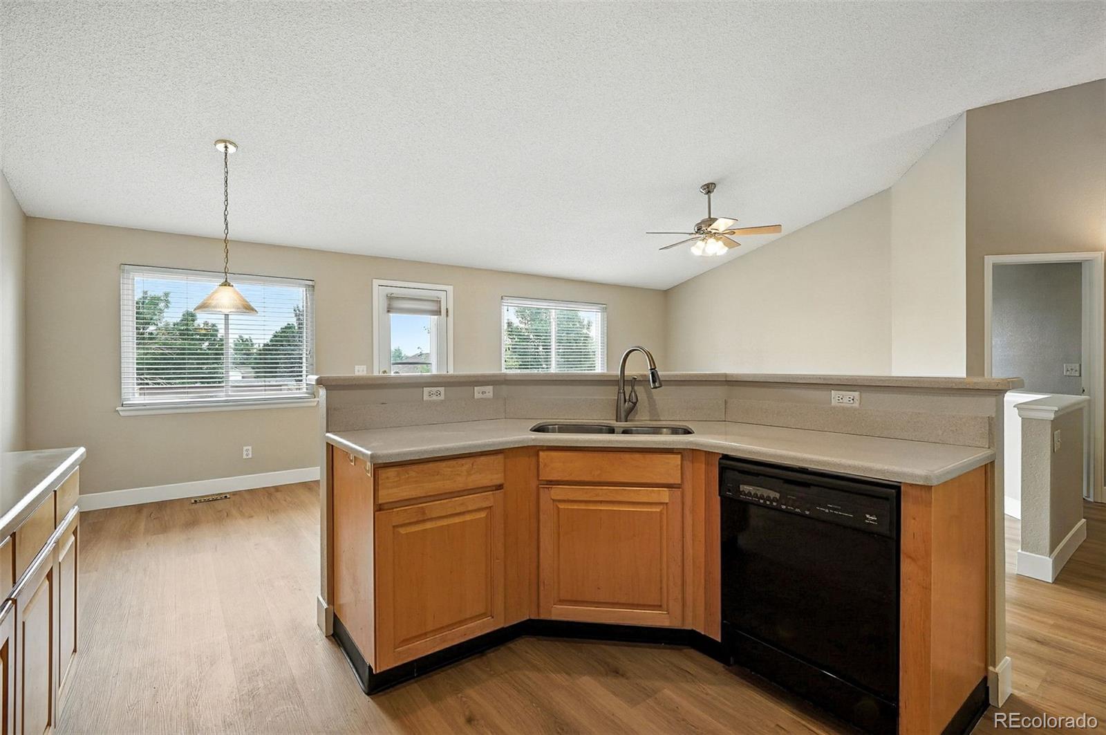 MLS Image #6 for 19841 e stanford avenue,centennial, Colorado