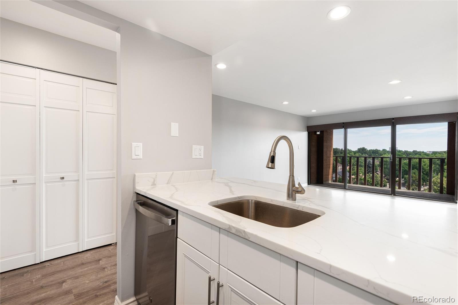 MLS Image #10 for 400 s lafayette street 901,denver, Colorado