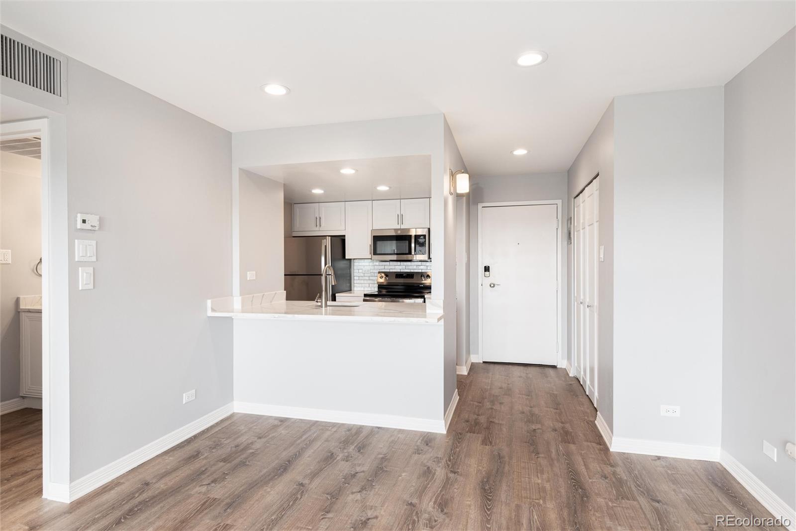 MLS Image #14 for 400 s lafayette street 901,denver, Colorado
