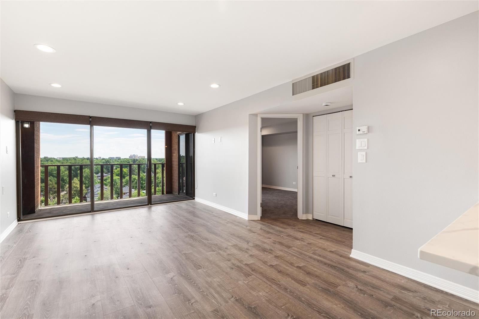 MLS Image #17 for 400 s lafayette street 901,denver, Colorado