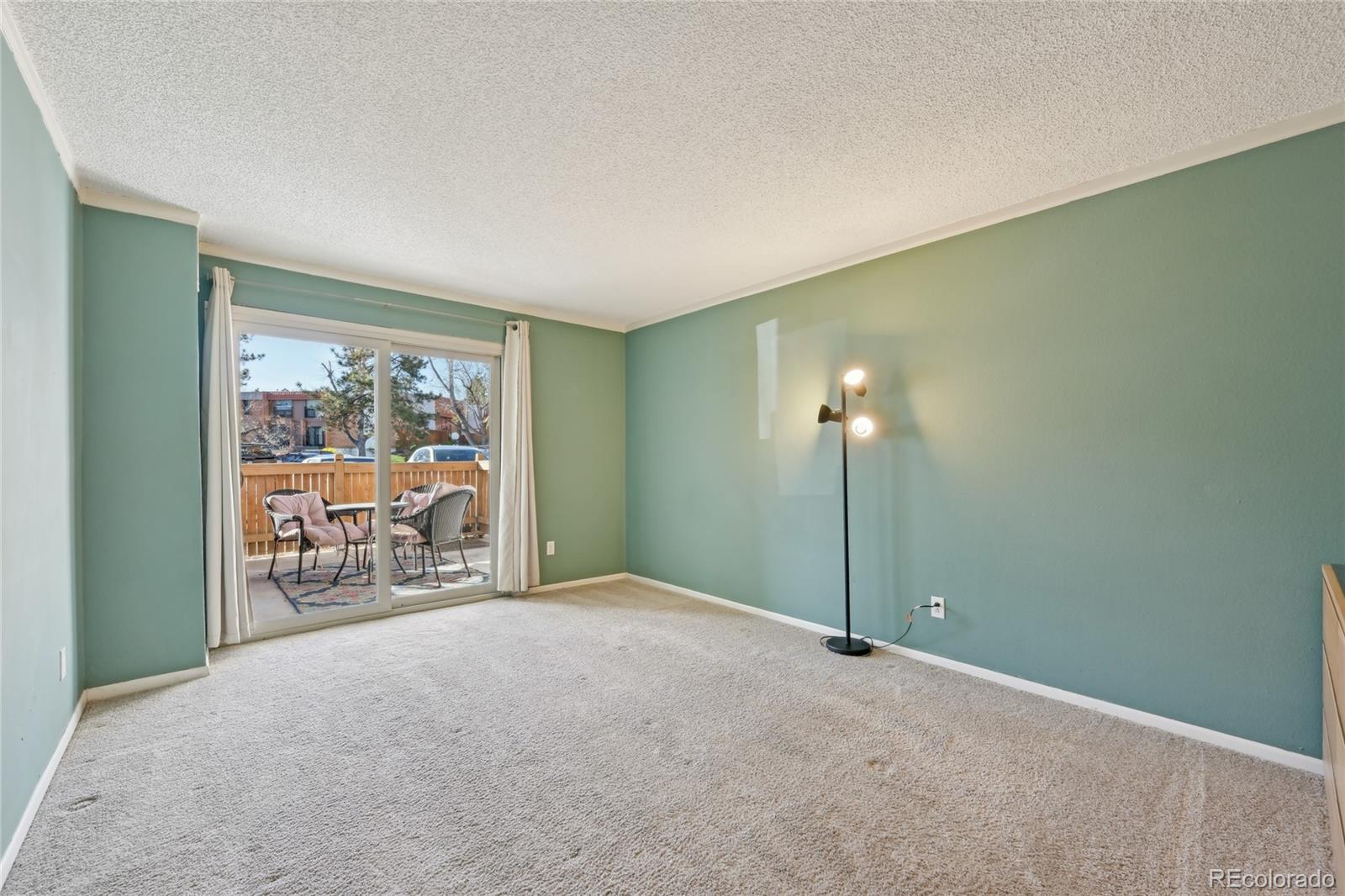MLS Image #2 for 2880 s locust street,denver, Colorado