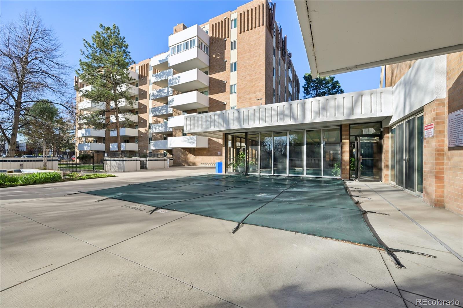 MLS Image #31 for 2880 s locust street,denver, Colorado