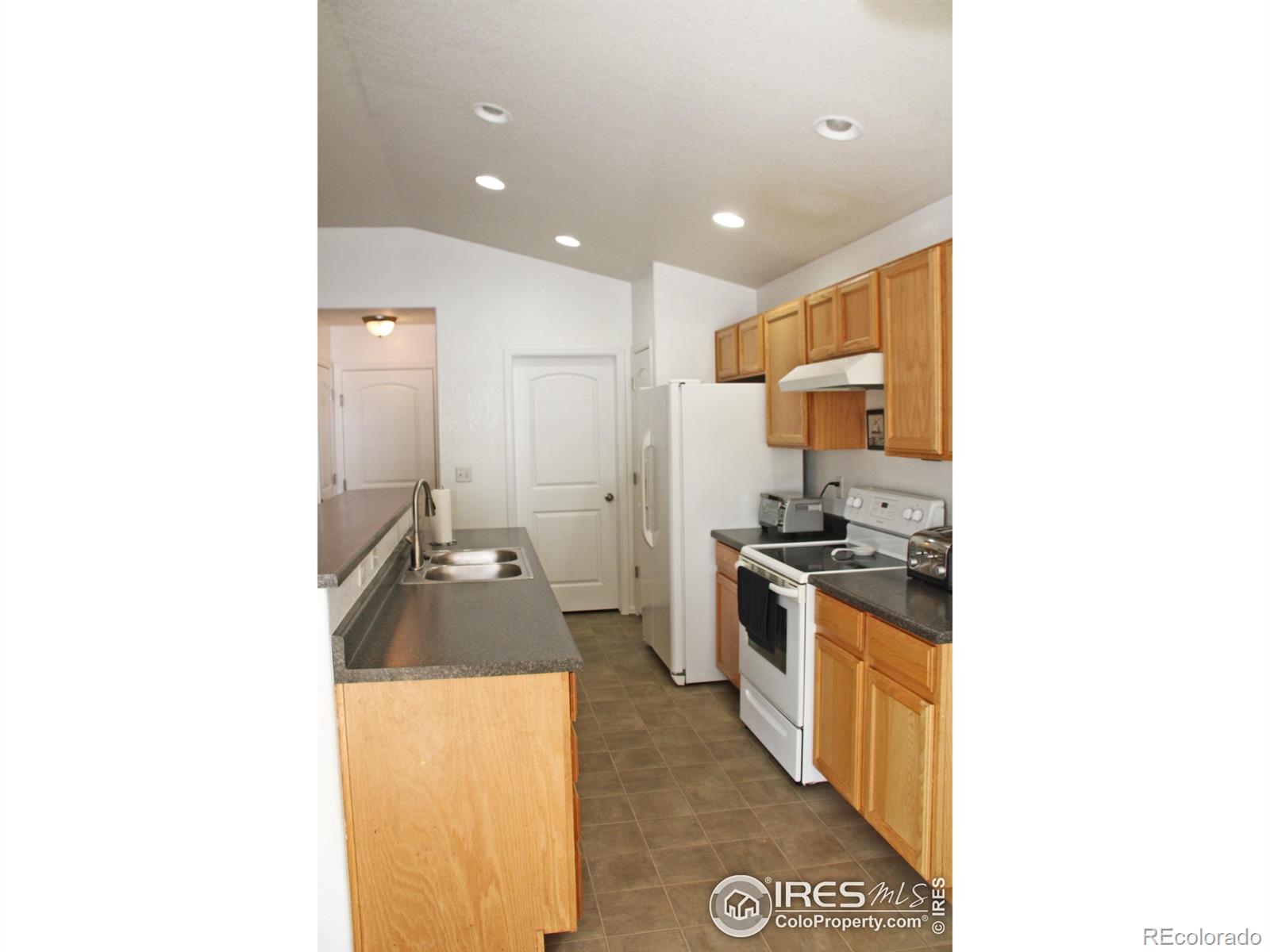 MLS Image #15 for 510 e 28th st dr,greeley, Colorado