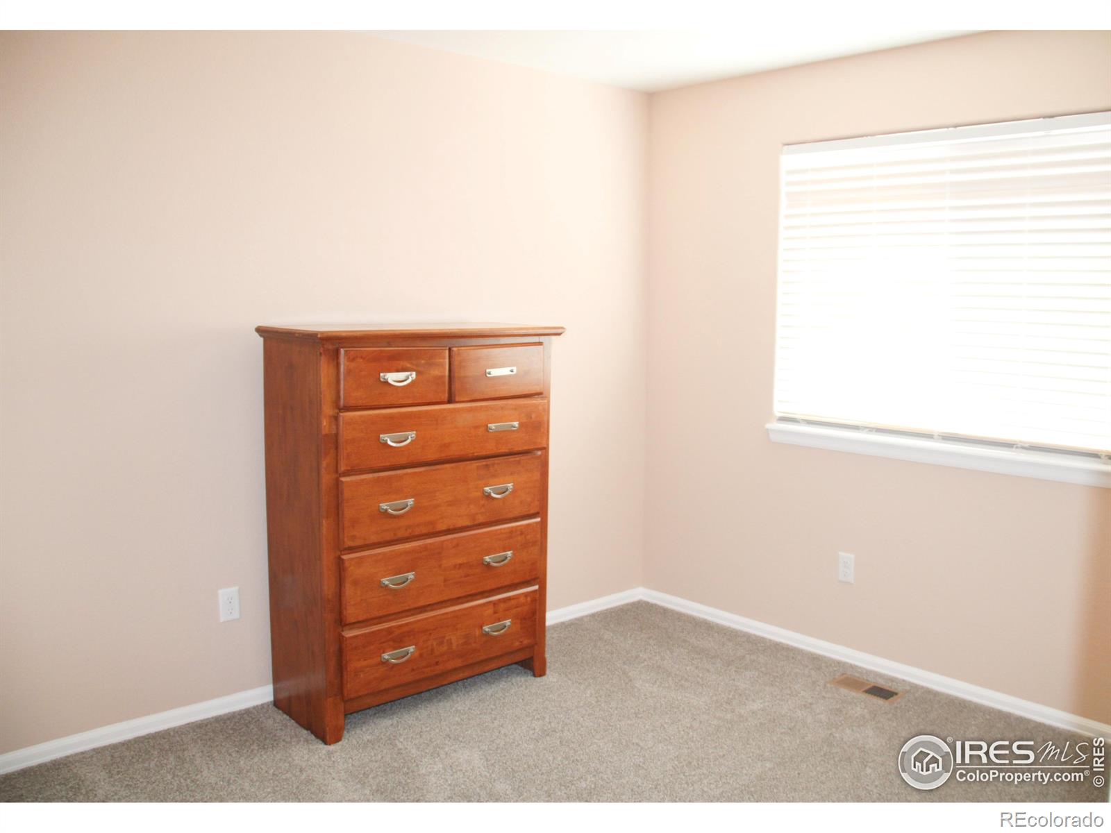MLS Image #6 for 510 e 28th st dr,greeley, Colorado