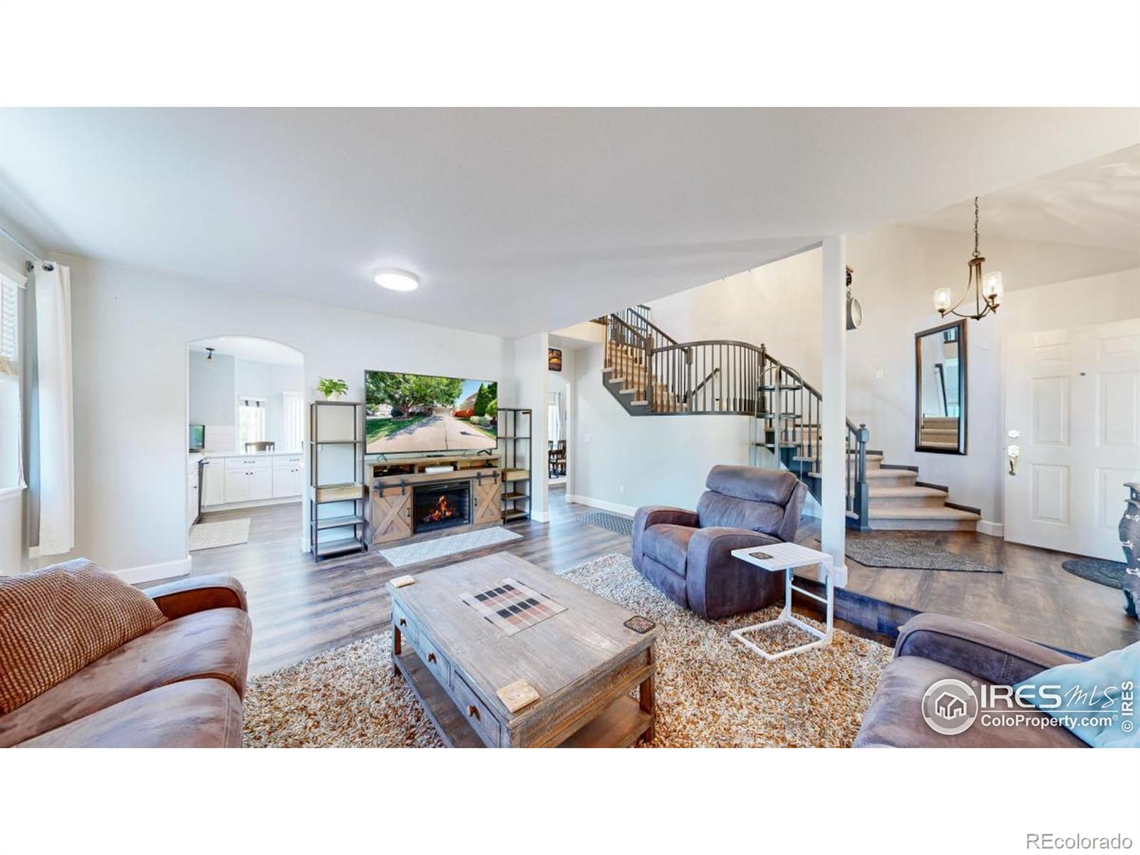 MLS Image #15 for 173  becker circle,johnstown, Colorado