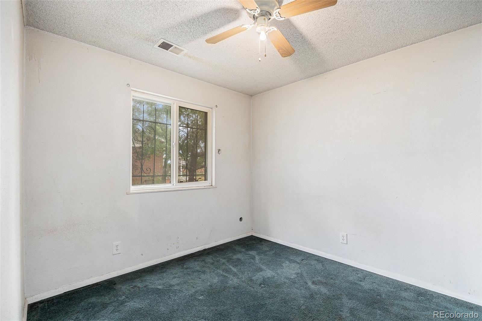 MLS Image #11 for 5000  troy street,denver, Colorado