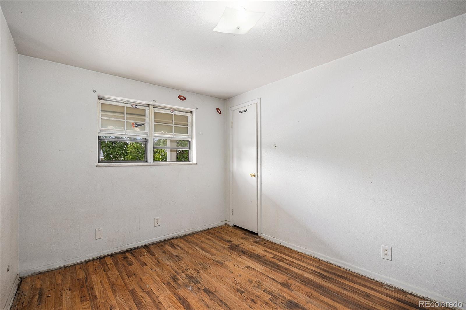 MLS Image #15 for 5000  troy street,denver, Colorado
