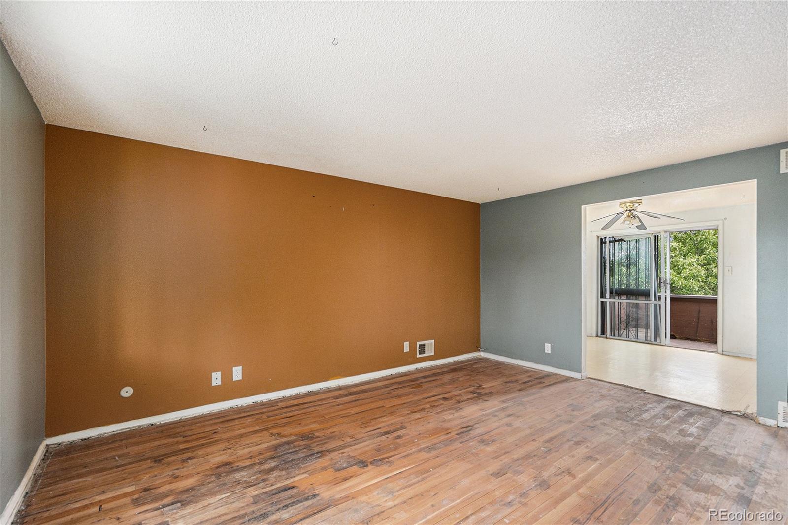 MLS Image #17 for 5000  troy street,denver, Colorado