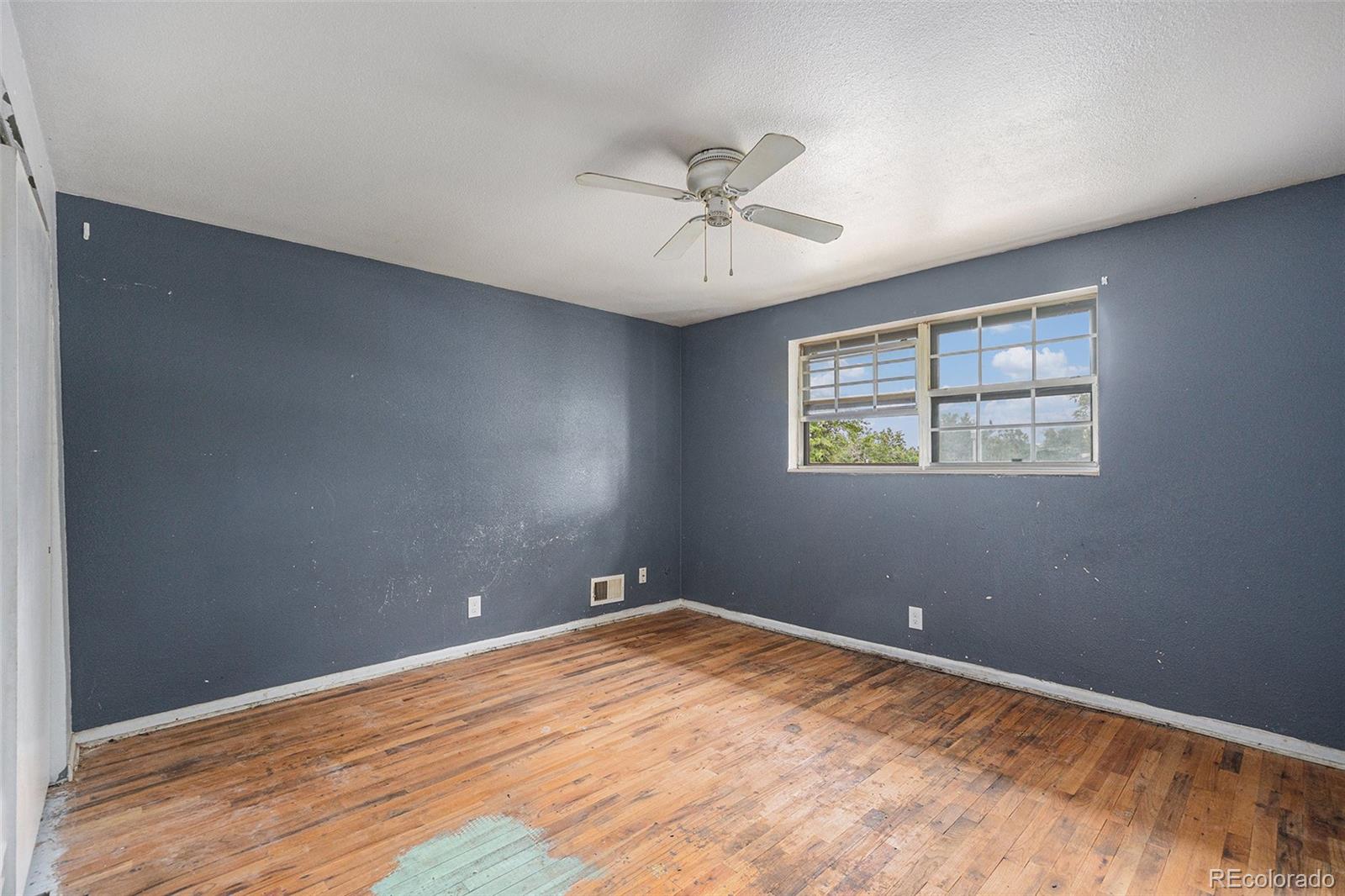 MLS Image #7 for 5000  troy street,denver, Colorado