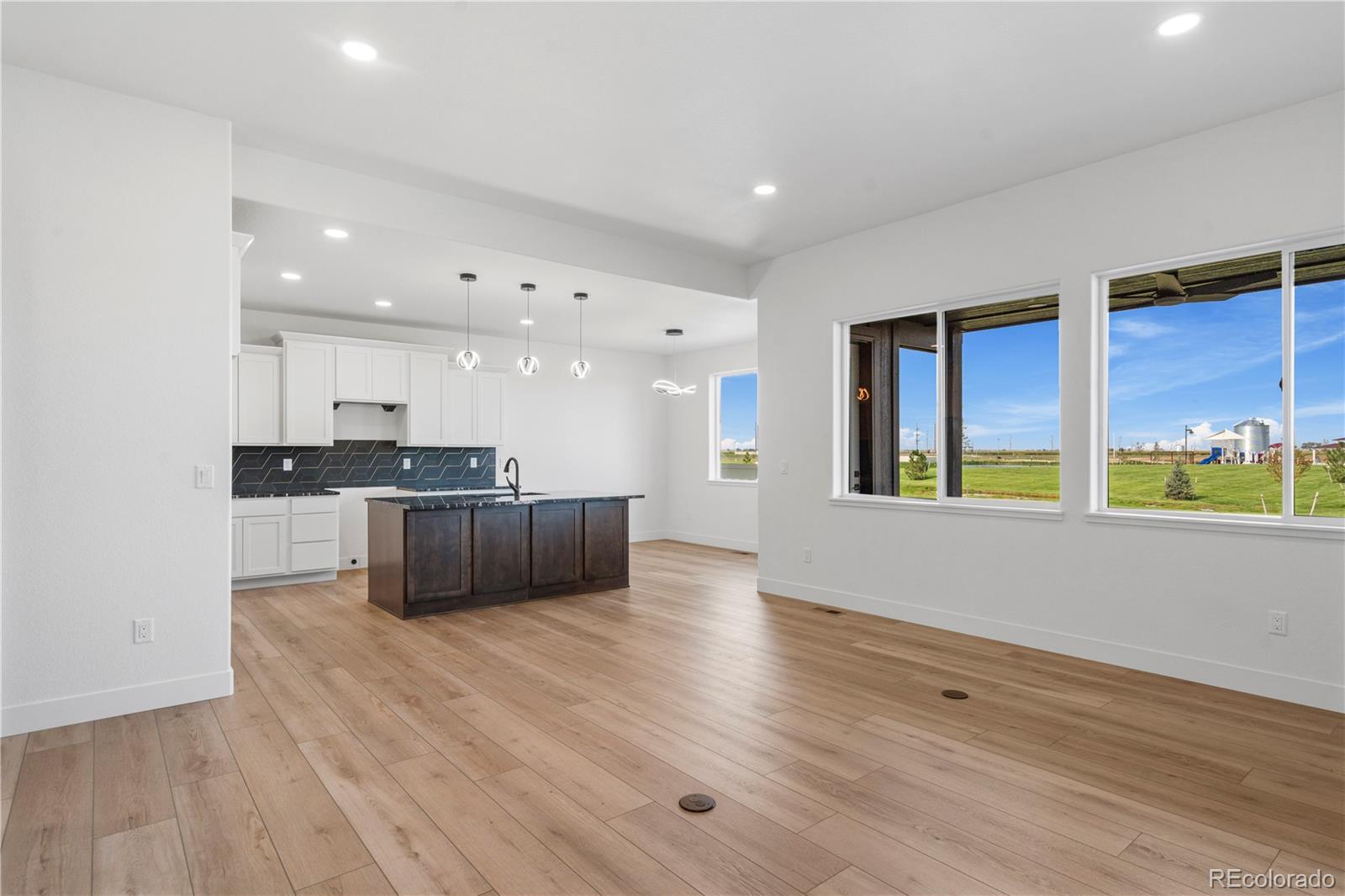 MLS Image #11 for 1099 s deuel street,fort morgan, Colorado