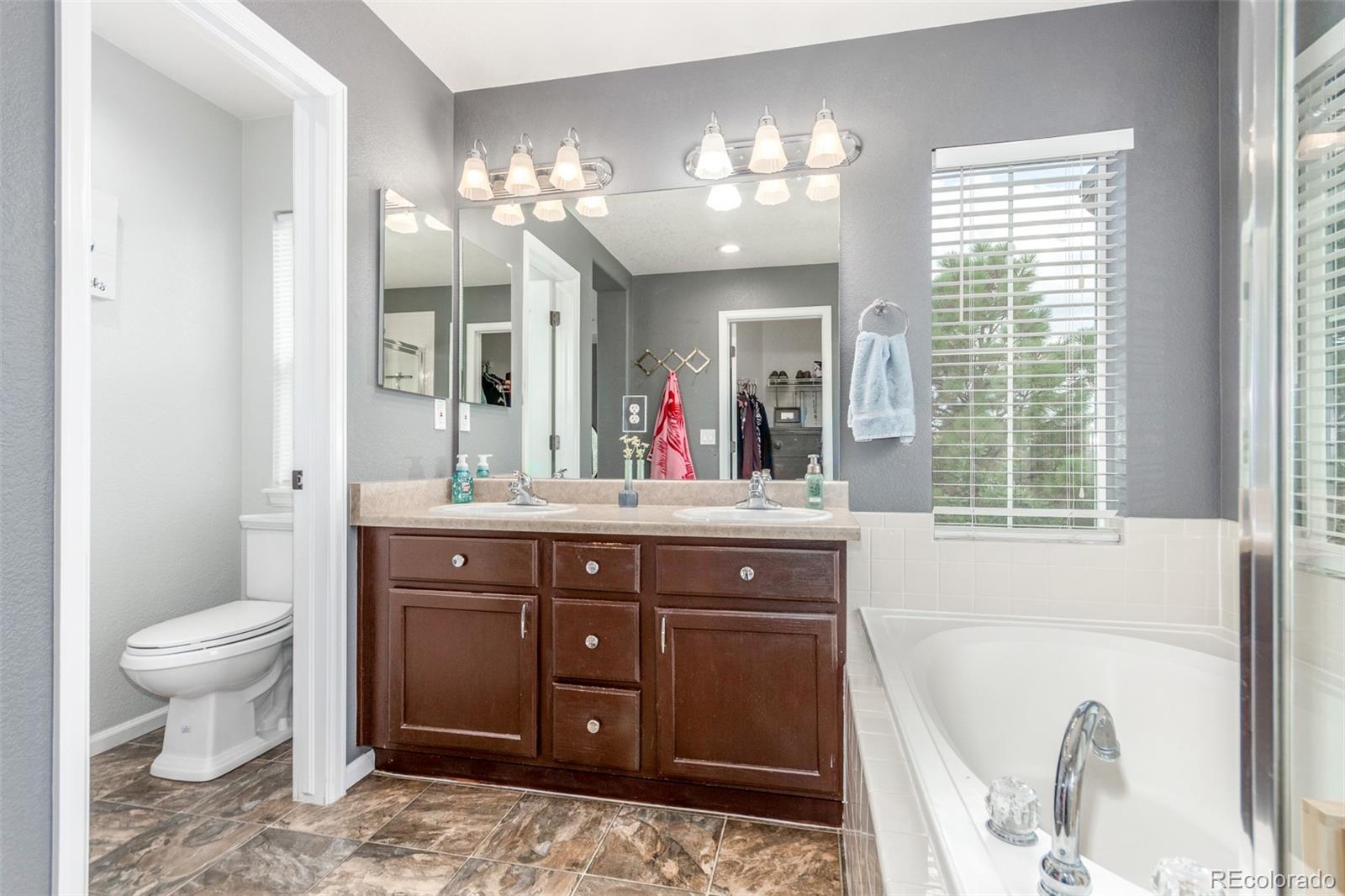 MLS Image #18 for 10660  jewelberry circle,highlands ranch, Colorado