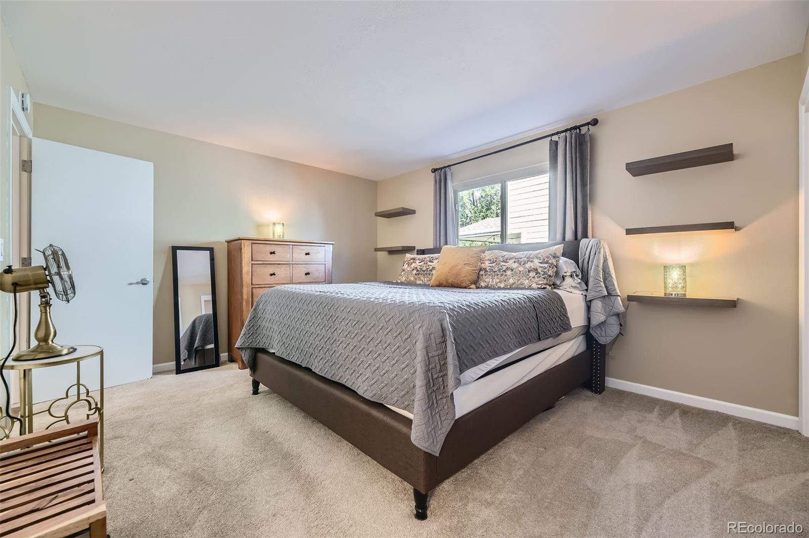 MLS Image #19 for 10115 w arbor place,littleton, Colorado