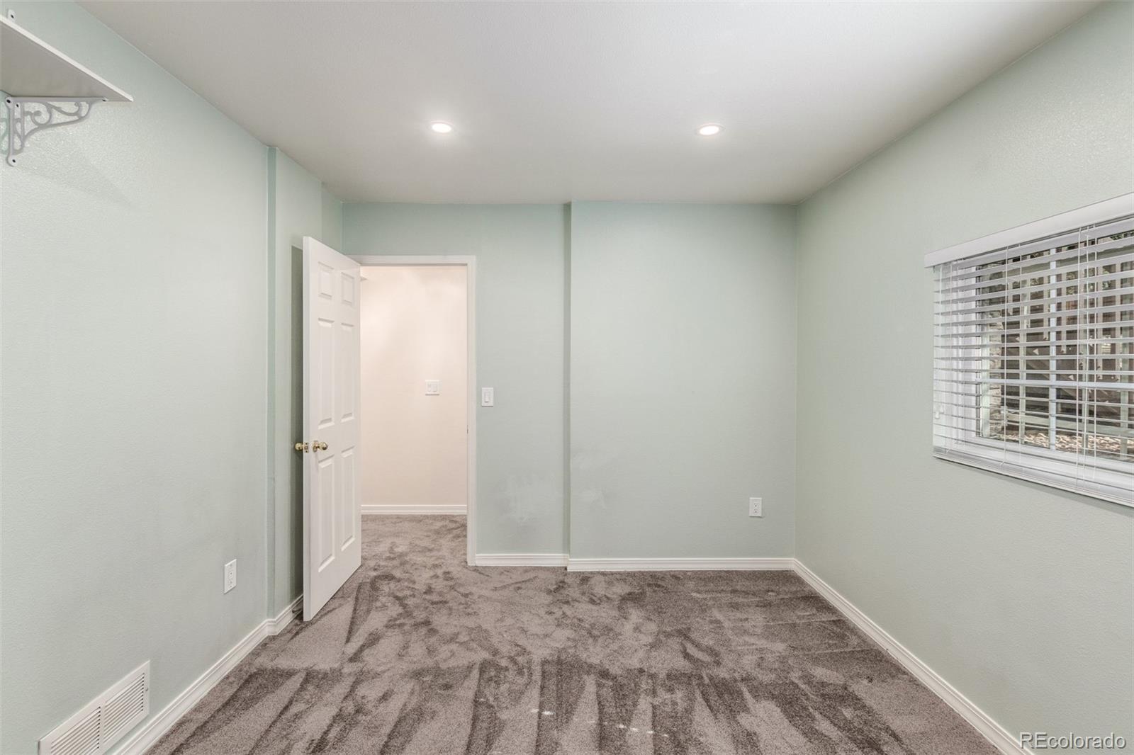 MLS Image #20 for 1470 s quebec way,denver, Colorado