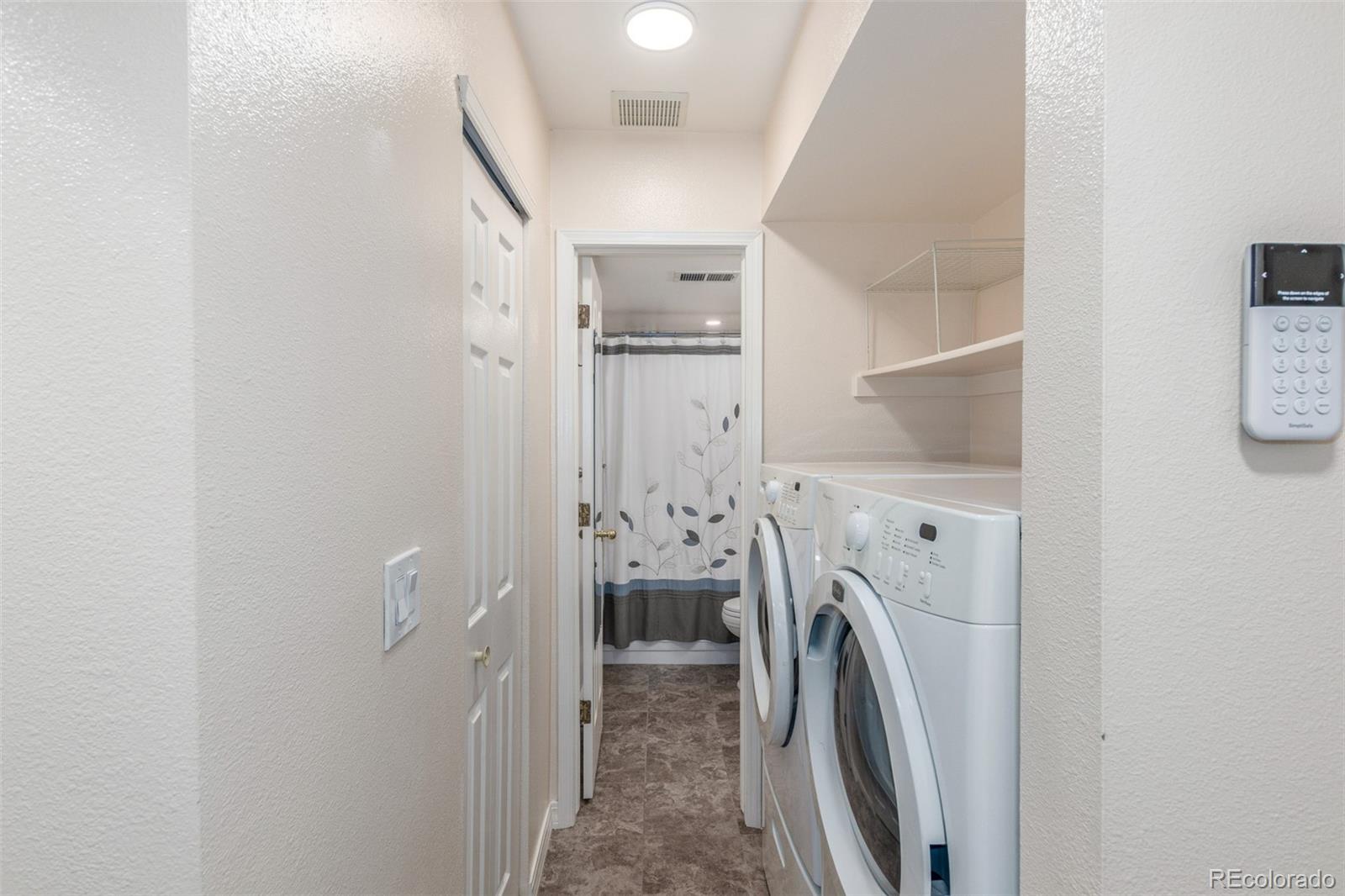 MLS Image #22 for 1470 s quebec way,denver, Colorado