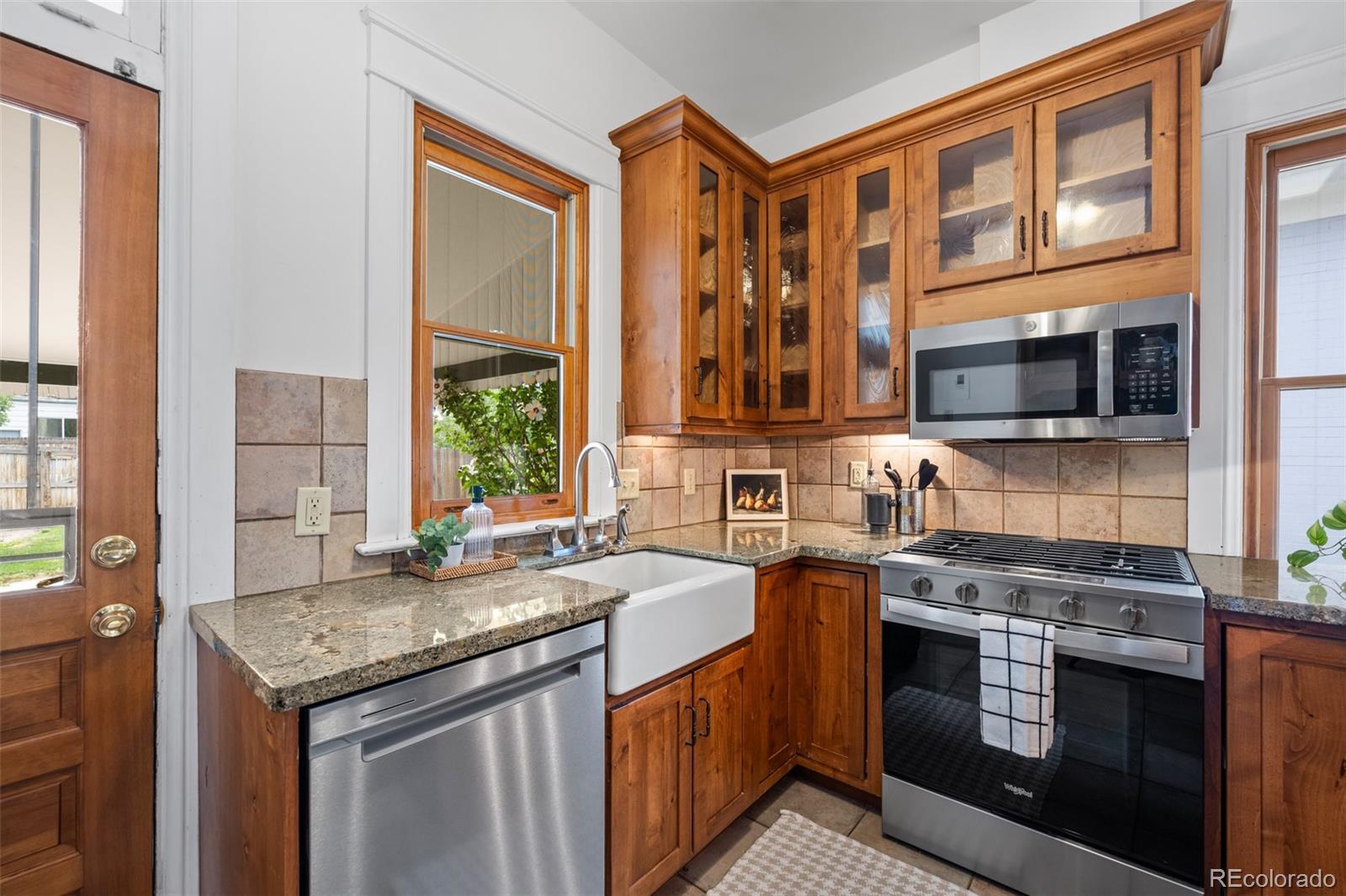 MLS Image #10 for 88 s clarkson street,denver, Colorado