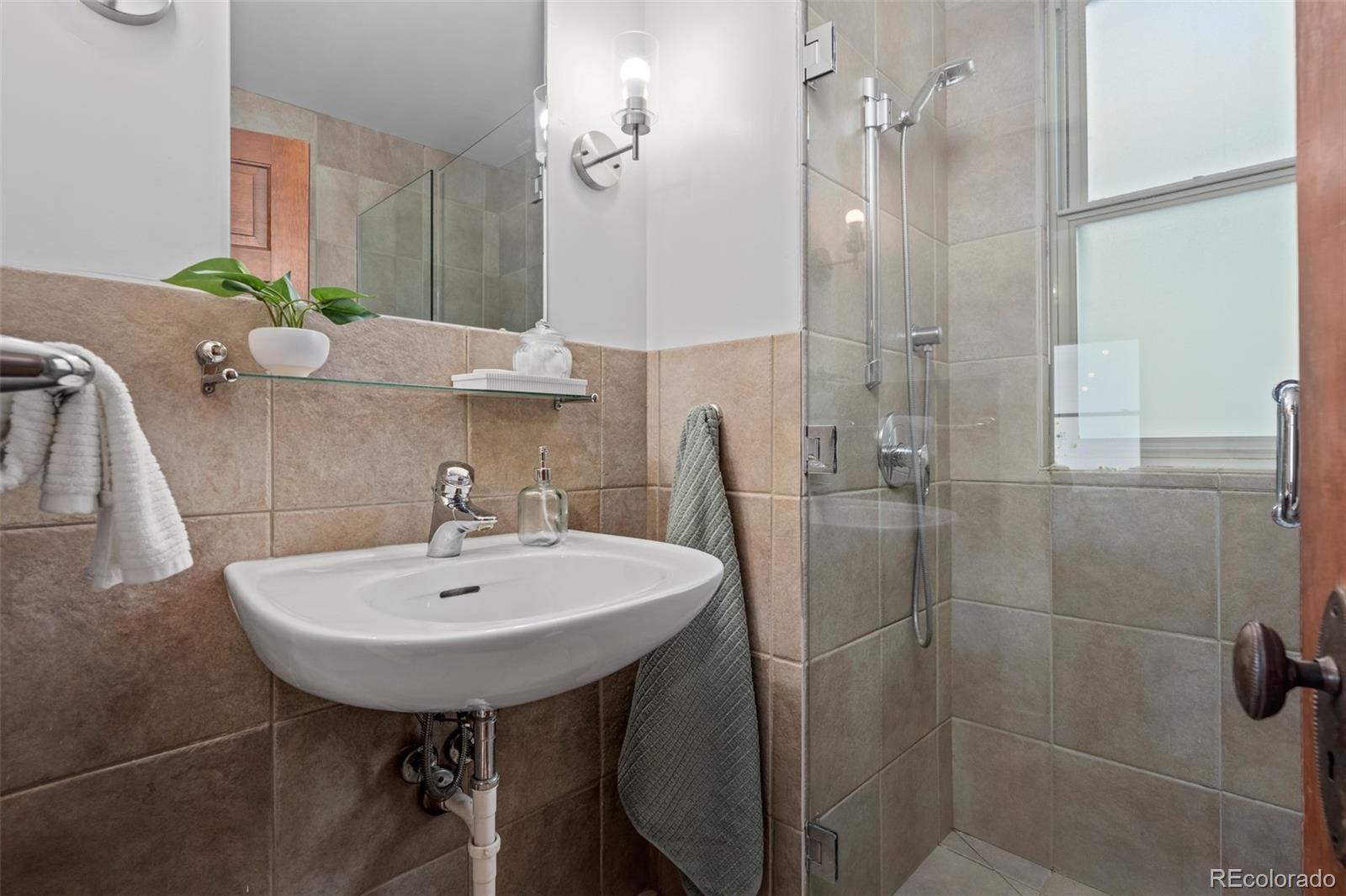 MLS Image #17 for 88 s clarkson street,denver, Colorado