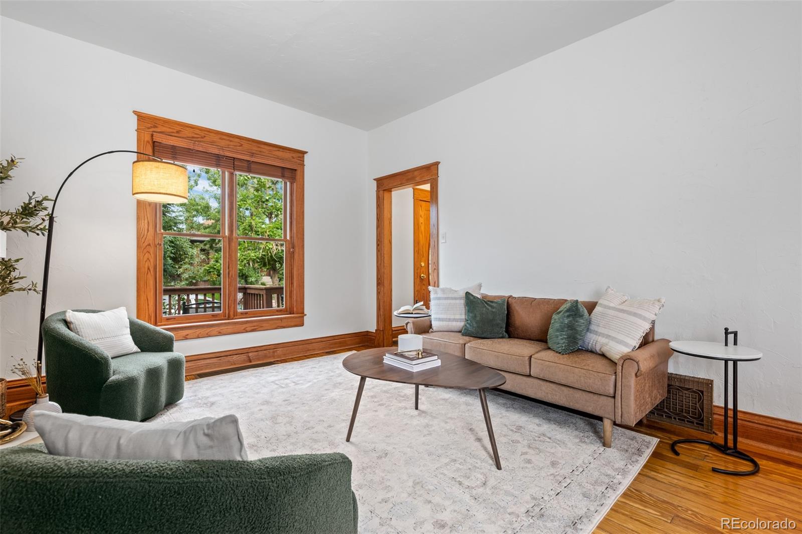 MLS Image #4 for 88 s clarkson street,denver, Colorado