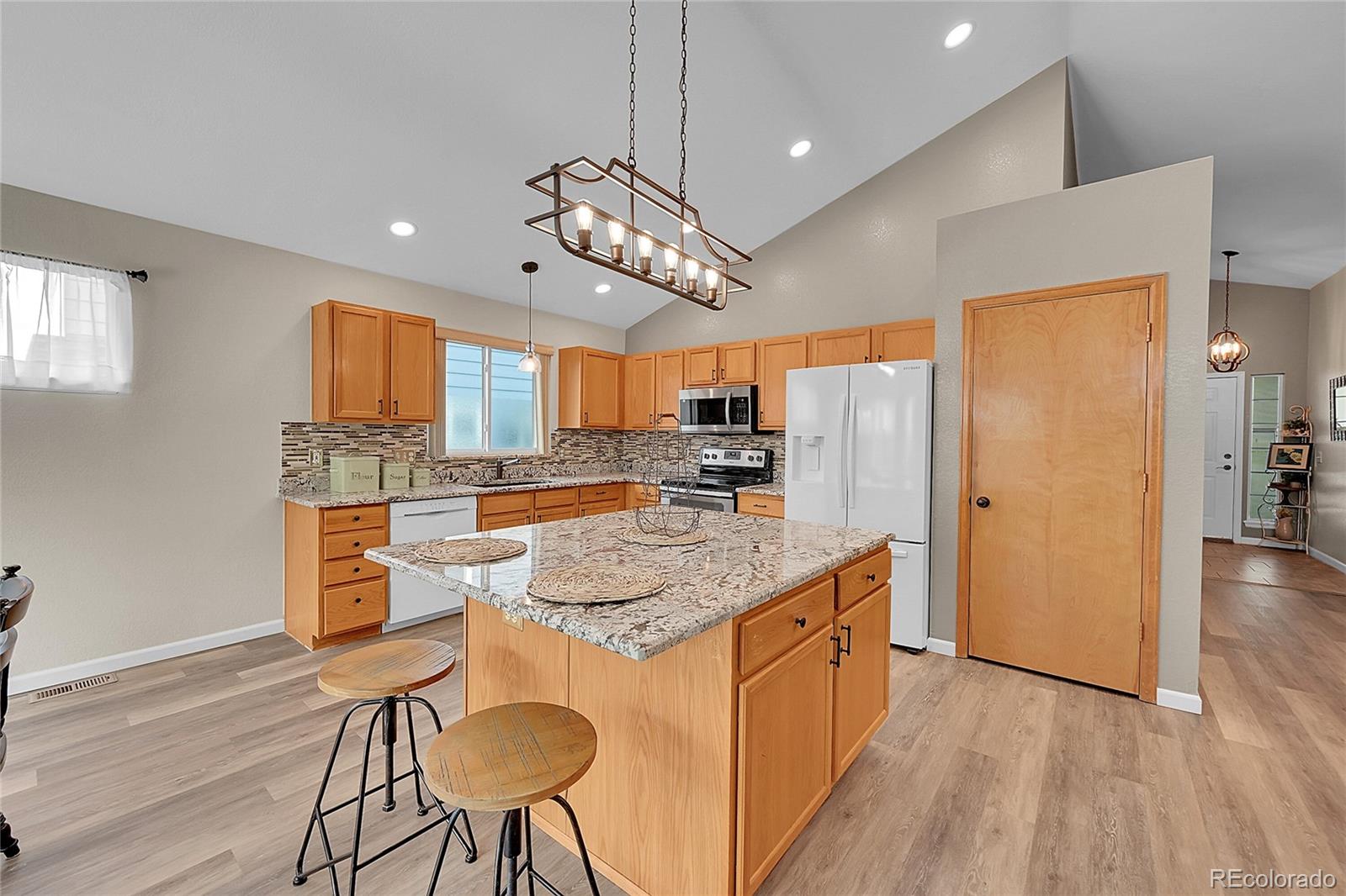 MLS Image #3 for 275  ponderosa street,castle rock, Colorado