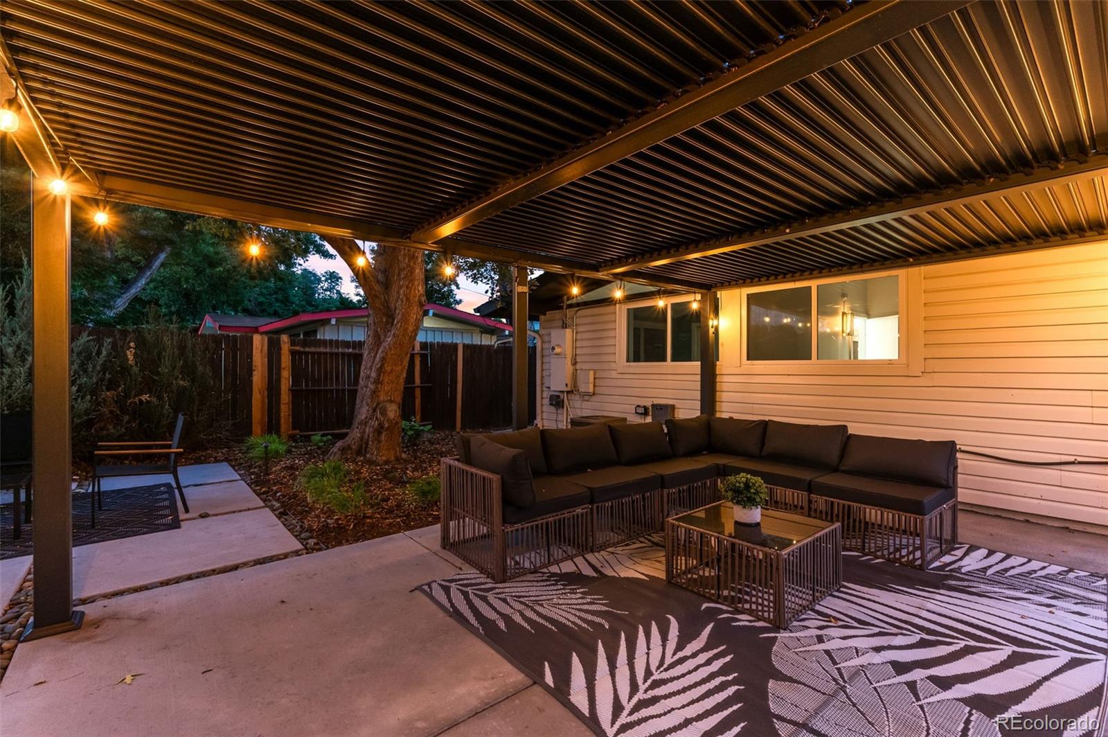 MLS Image #4 for 2455 s newton street,denver, Colorado