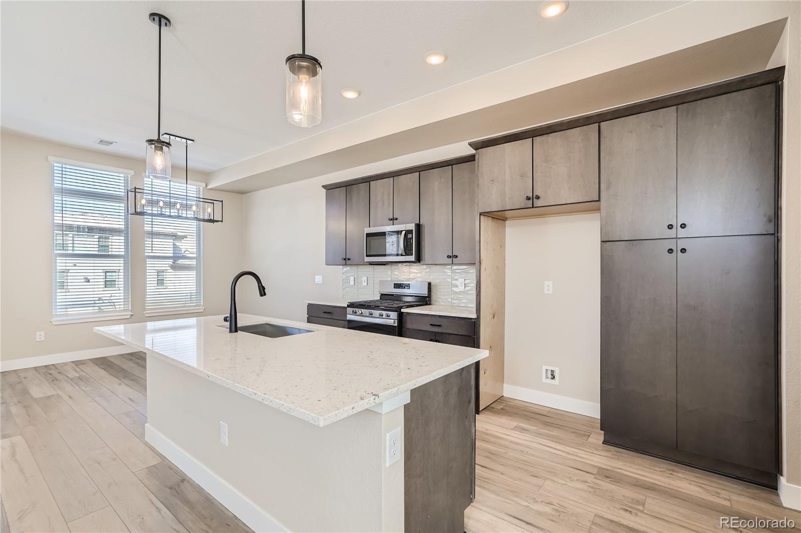 MLS Image #5 for 15523 w washburn drive,lakewood, Colorado