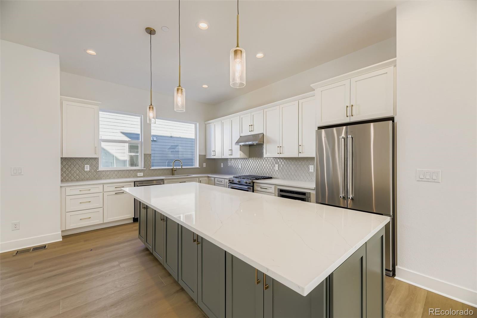 MLS Image #13 for 7732 s irving street,littleton, Colorado