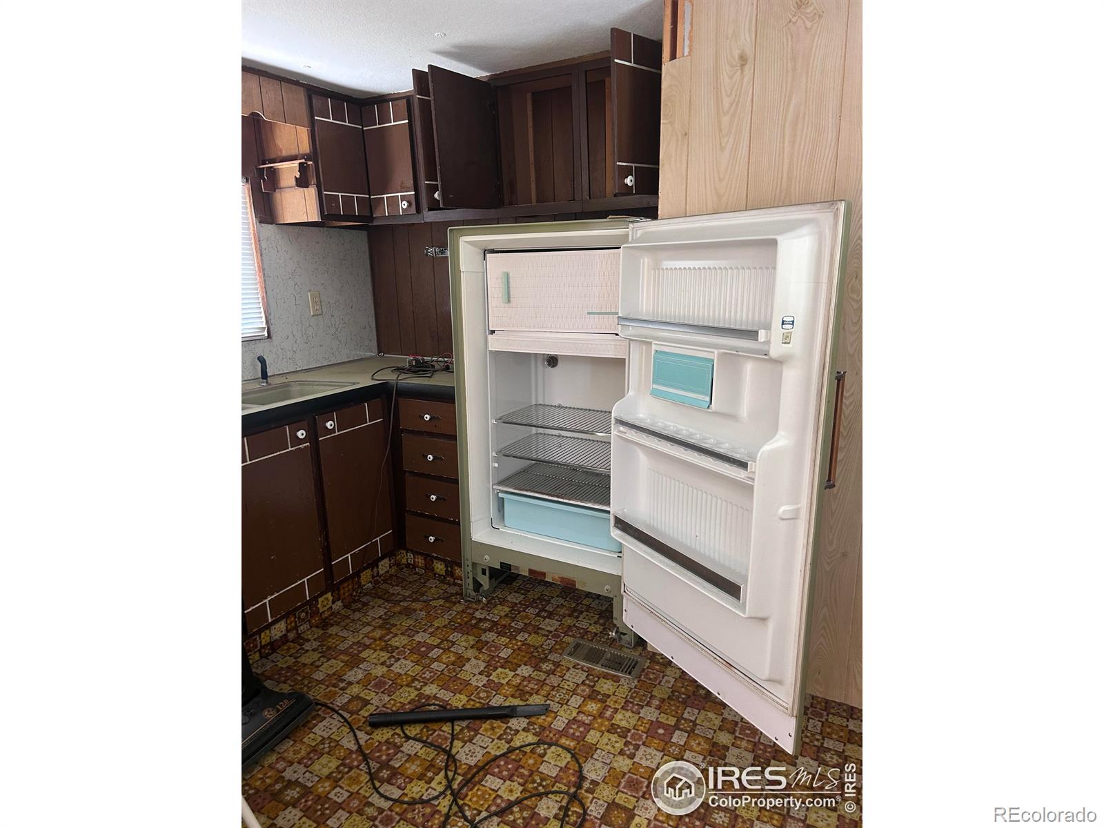 MLS Image #3 for 213  kiowa road,orchard, Colorado