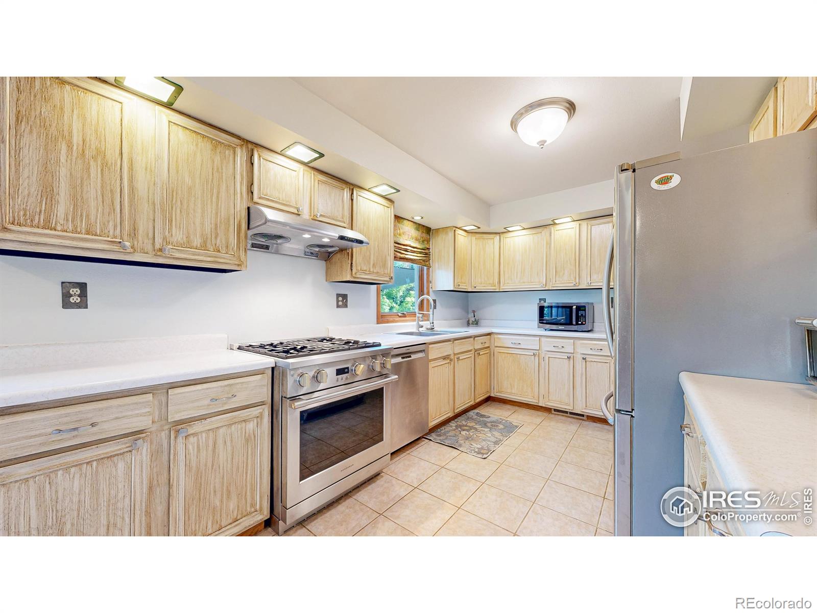 MLS Image #13 for 1525 s county road 27e ,berthoud, Colorado