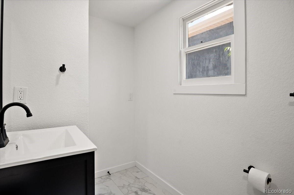 MLS Image #12 for 2404 w 14th street,pueblo, Colorado