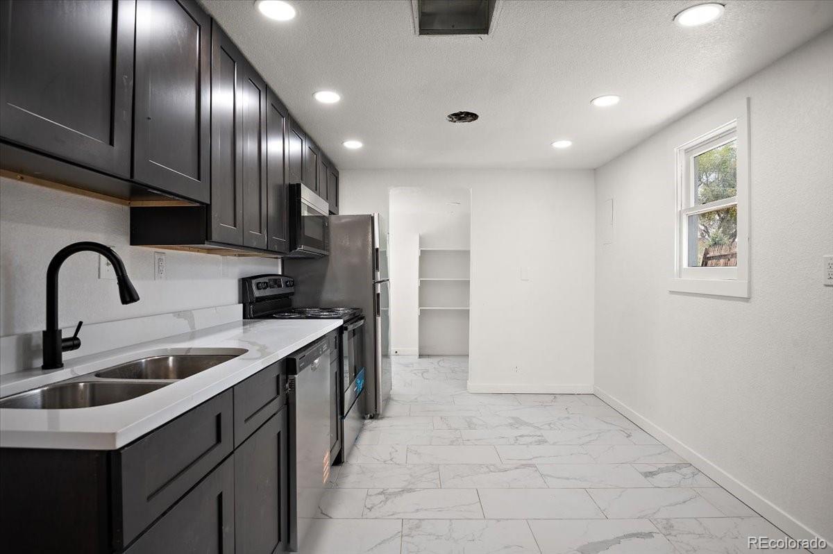 MLS Image #4 for 2404 w 14th street,pueblo, Colorado