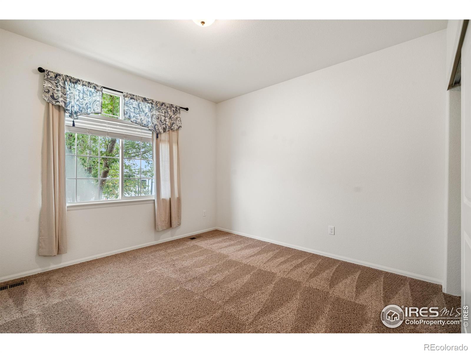 MLS Image #9 for 904 w union avenue,la salle, Colorado