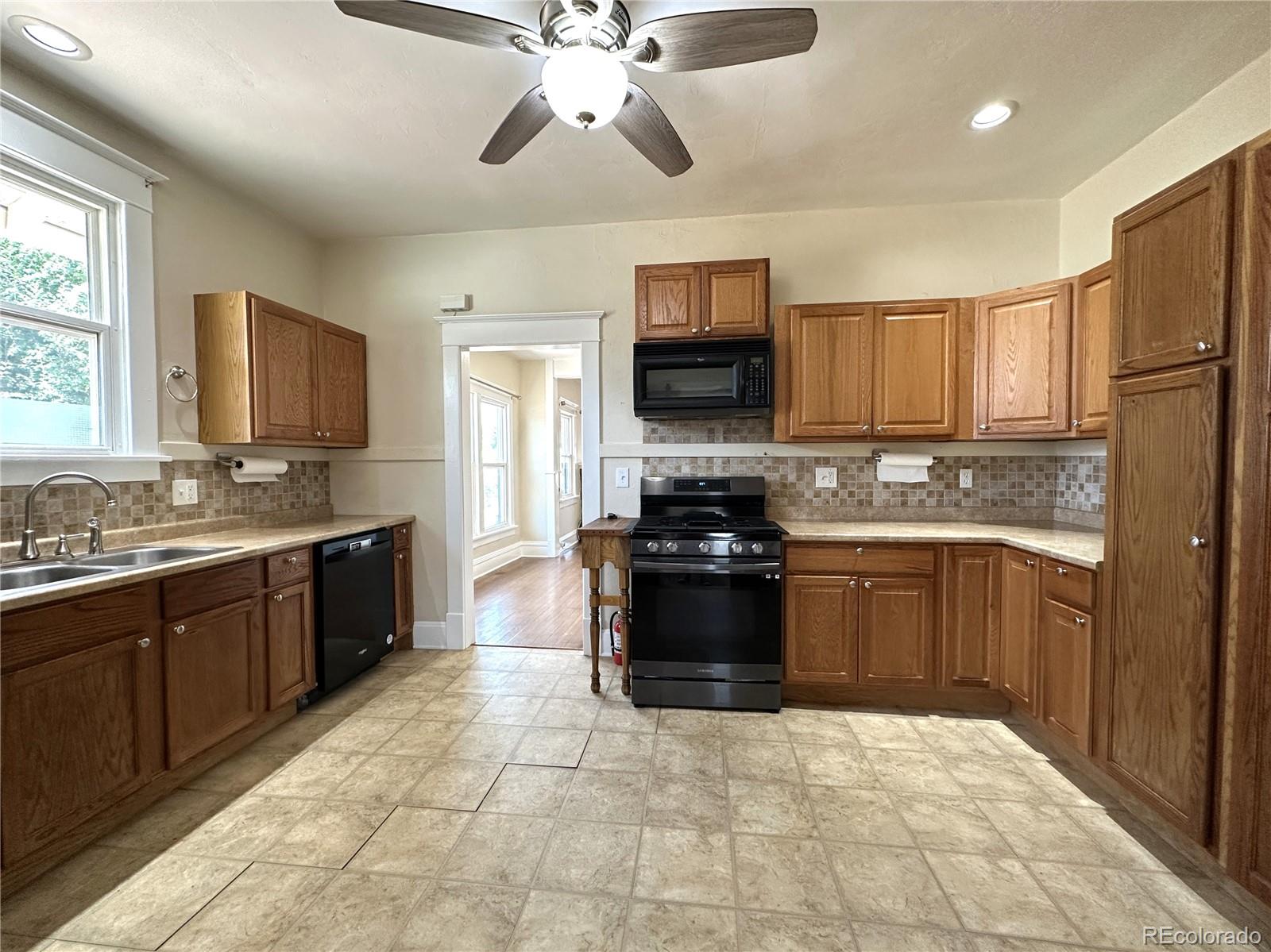 MLS Image #3 for 614 s broadway ,penrose, Colorado