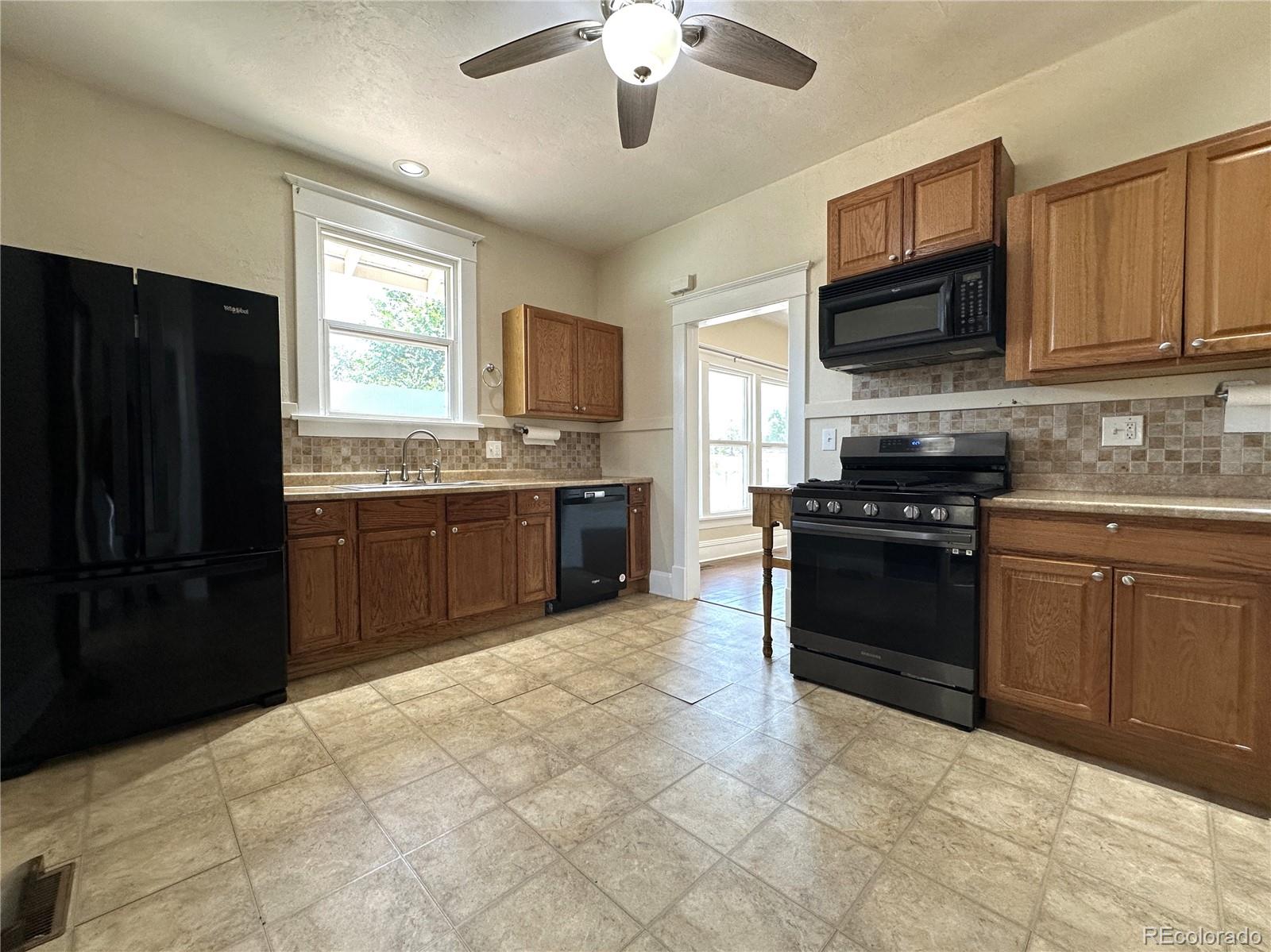 MLS Image #4 for 614 s broadway ,penrose, Colorado