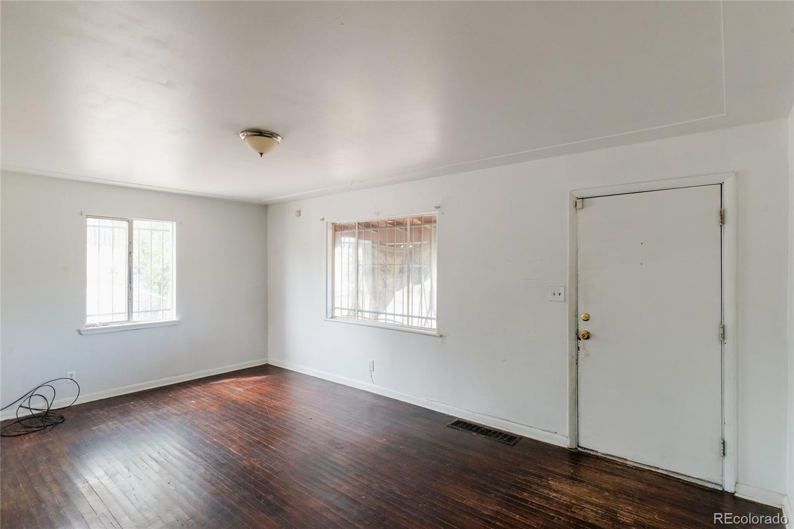 MLS Image #3 for 498 s sheridan boulevard,lakewood, Colorado