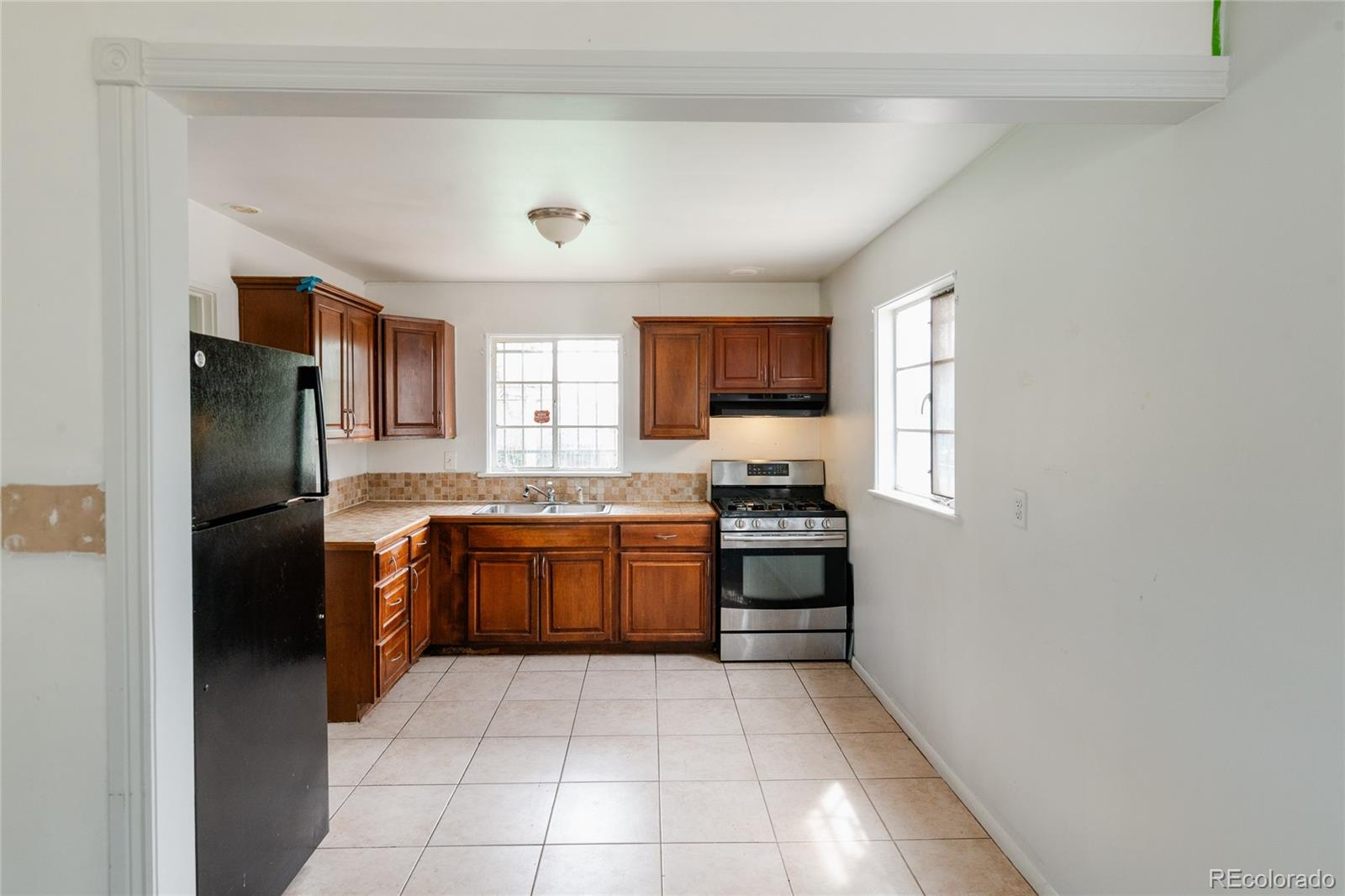 MLS Image #6 for 498 s sheridan boulevard,lakewood, Colorado