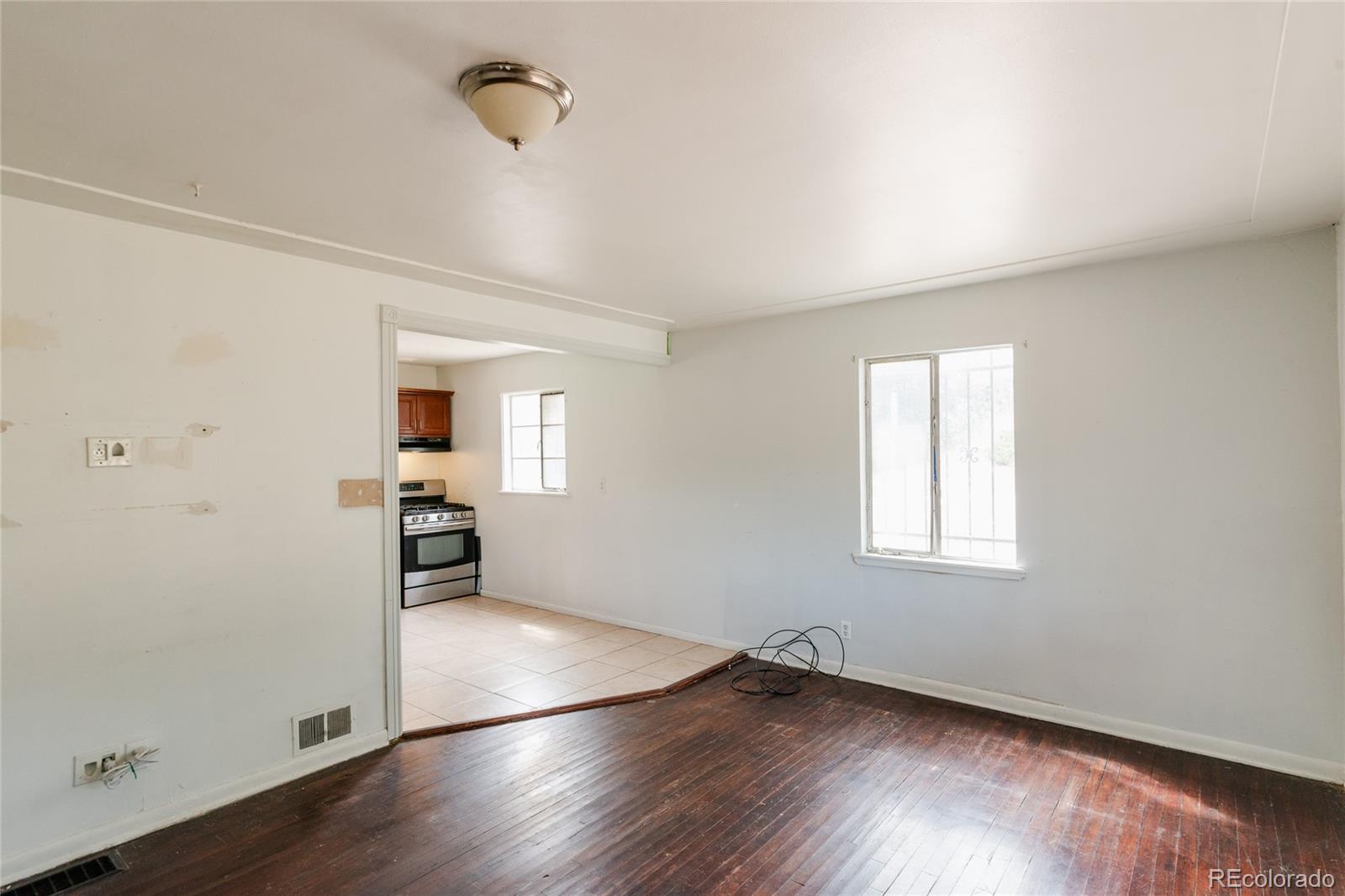 MLS Image #7 for 498 s sheridan boulevard,lakewood, Colorado