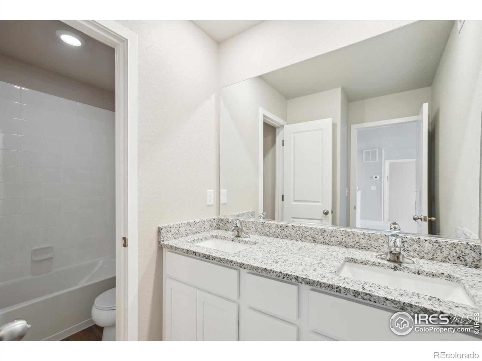 MLS Image #14 for 966  cascade falls street,severance, Colorado