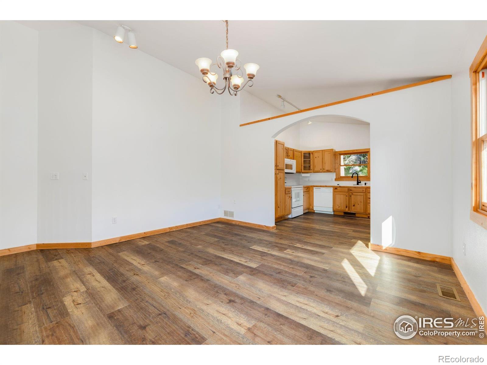 MLS Image #5 for 31  cedar drive,lyons, Colorado