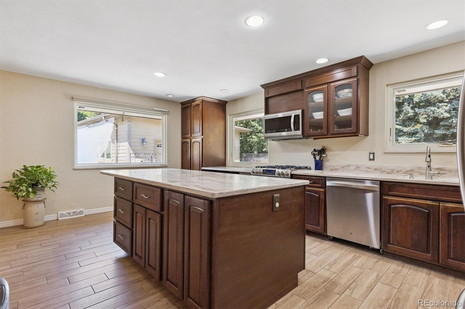 MLS Image #13 for 2521 s chase lane,lakewood, Colorado