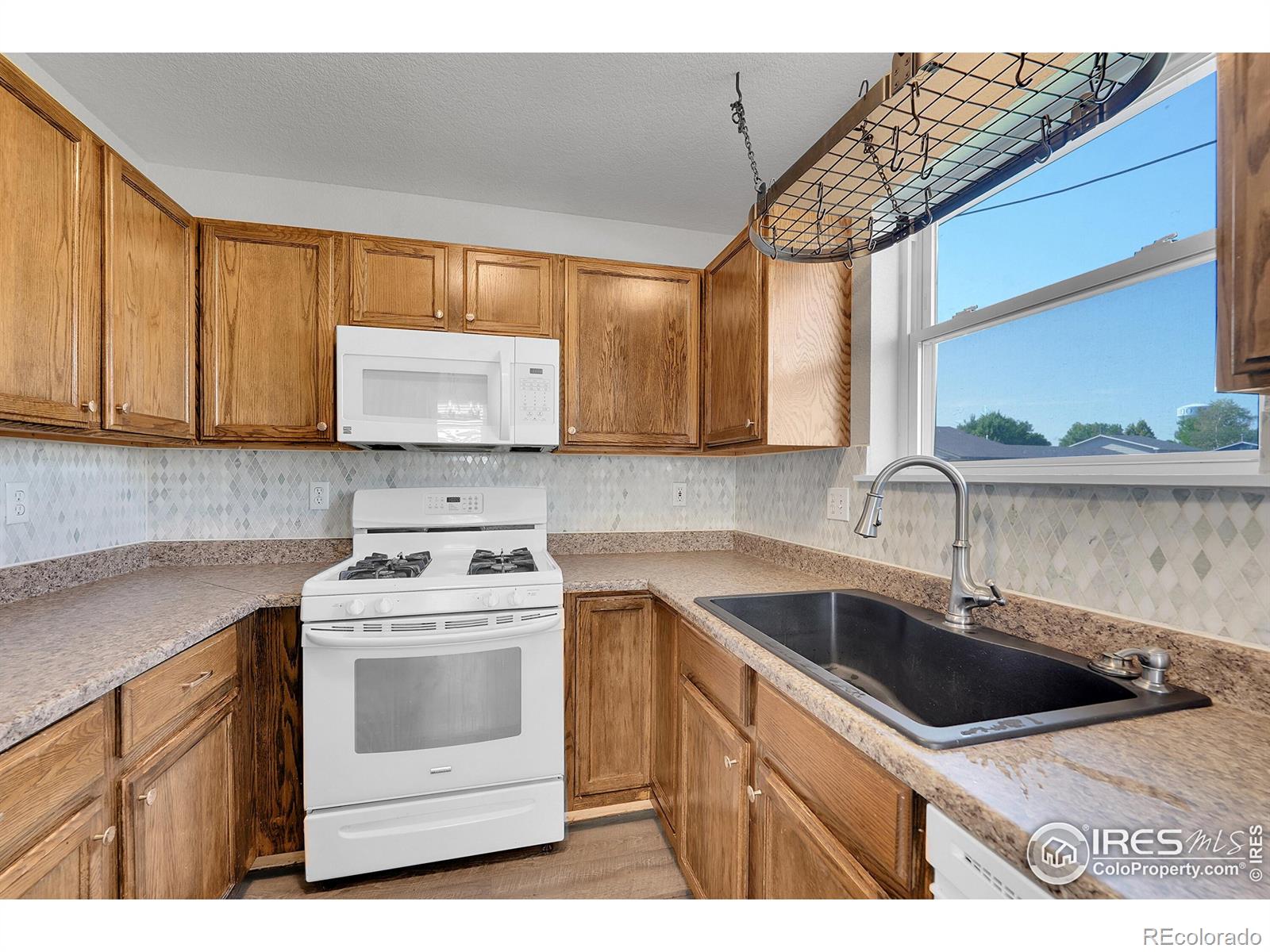 MLS Image #6 for 511  sterling lane,dacono, Colorado