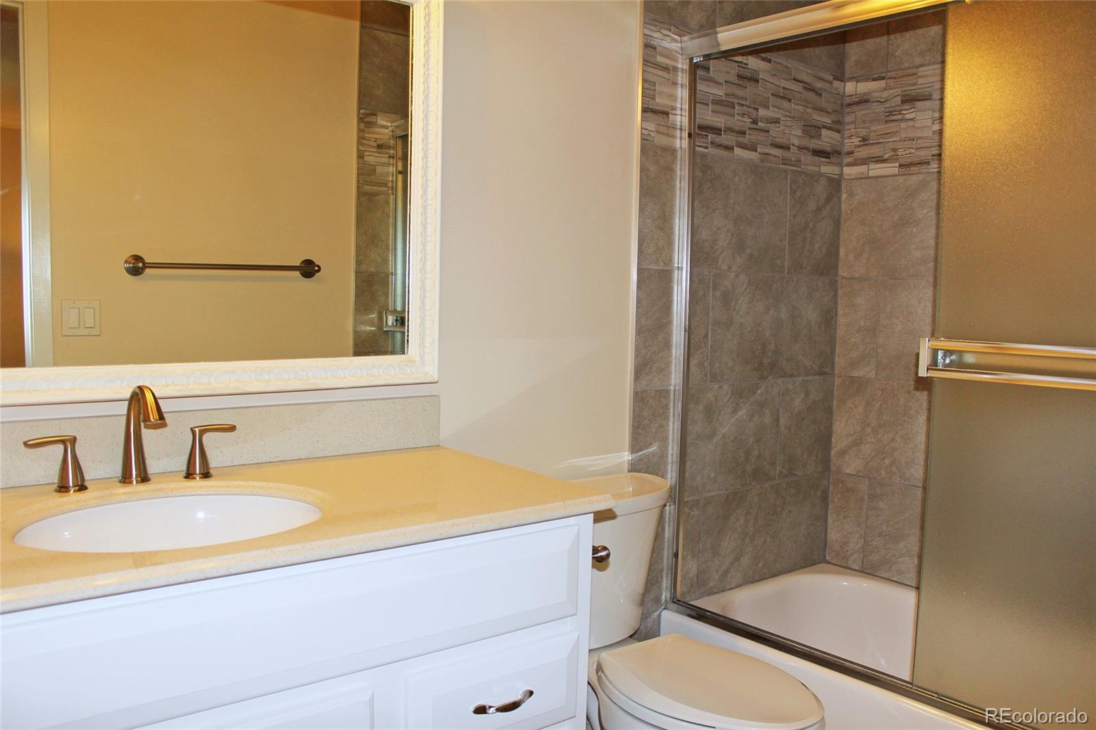 MLS Image #15 for 2734 s heather gardens way,aurora, Colorado
