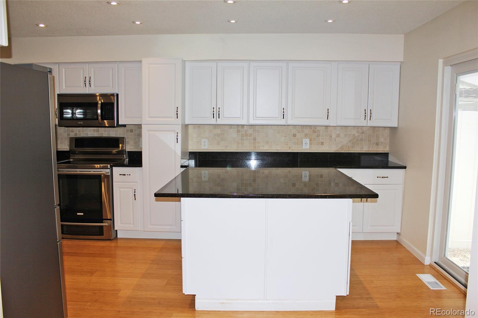 MLS Image #9 for 2734 s heather gardens way,aurora, Colorado