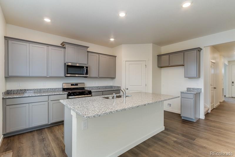 MLS Image #10 for 780 n deer park street,watkins, Colorado