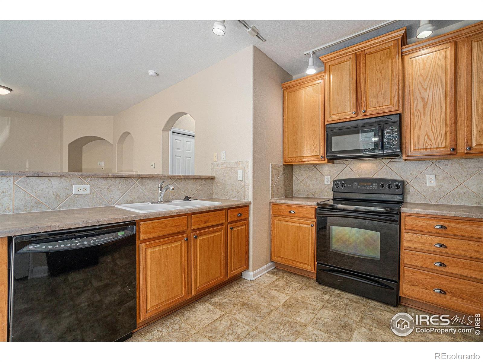 MLS Image #10 for 5551  29th street,greeley, Colorado