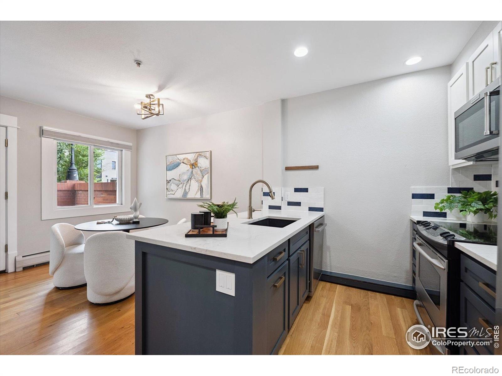 MLS Image #4 for 2201  pearl street,boulder, Colorado