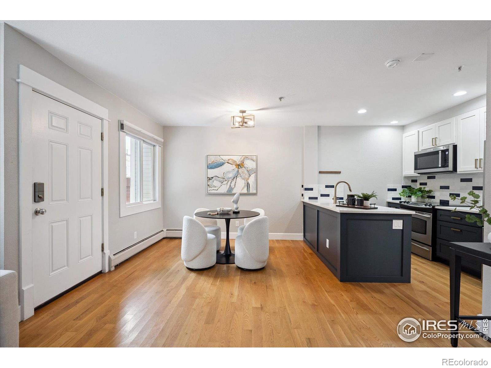 MLS Image #5 for 2201  pearl street,boulder, Colorado
